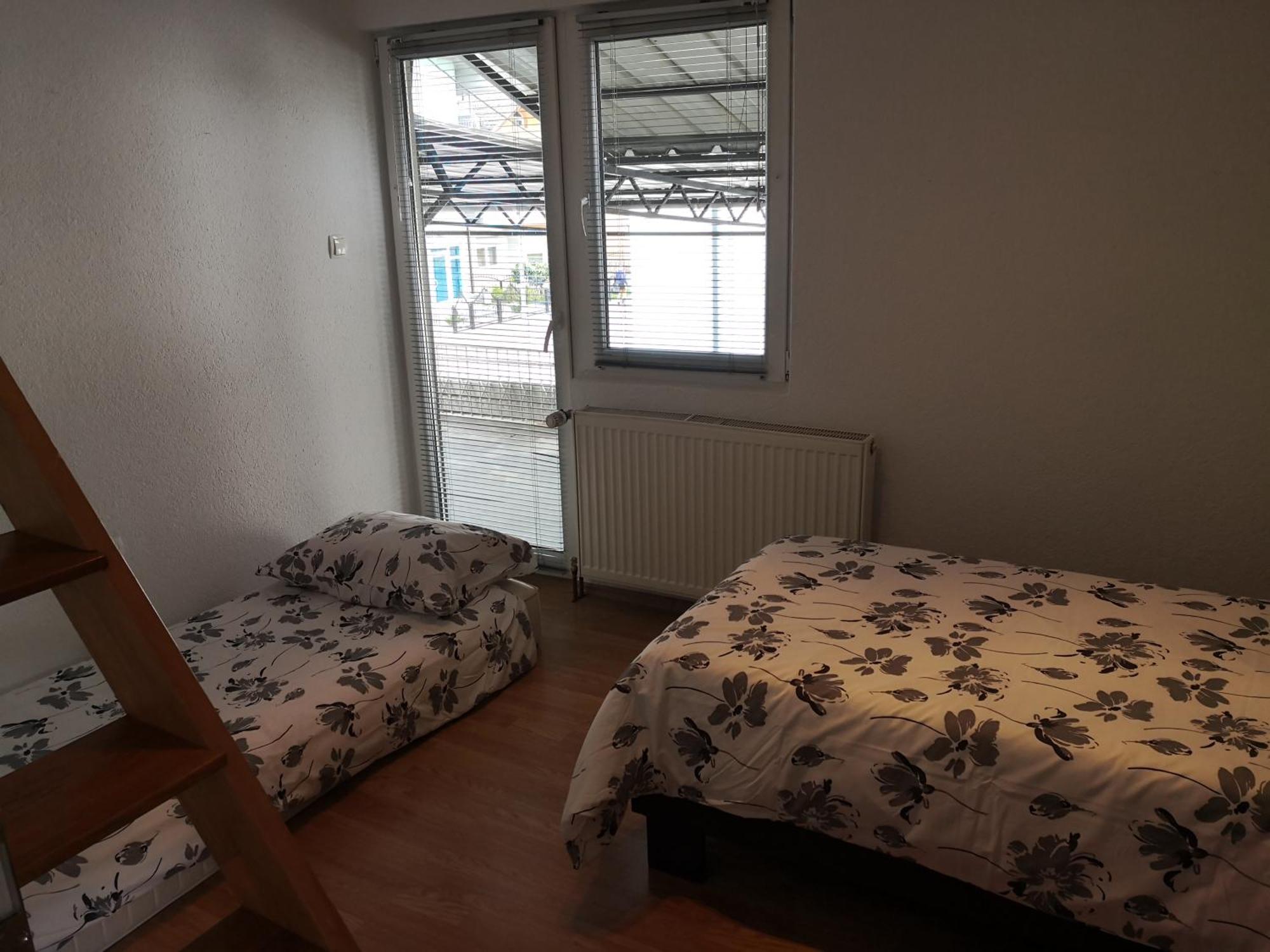 Ferienwohnung Apartman Sana Lux Sanski Most Exterior foto